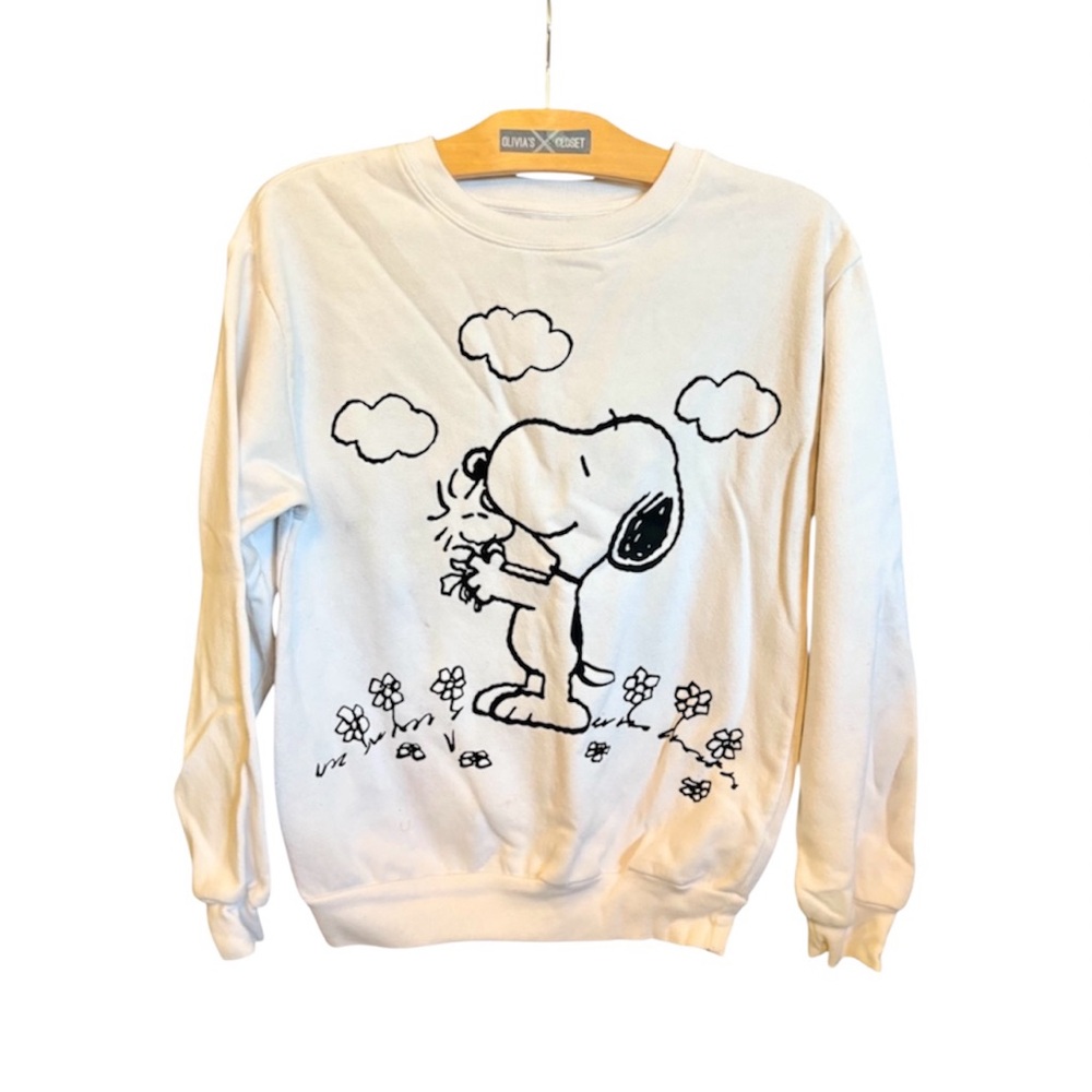Peanuts White Crewneck Sweater with Snoopy Graphic
